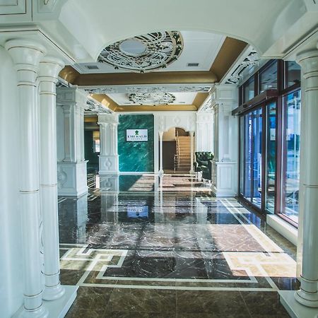 Emerald Hotel Baku Ngoại thất bức ảnh