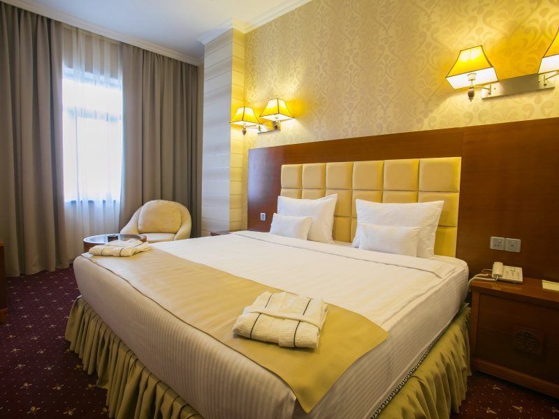 Emerald Hotel Baku Ngoại thất bức ảnh