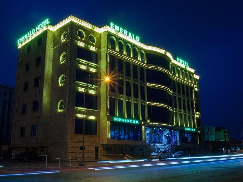 Emerald Hotel Baku Ngoại thất bức ảnh