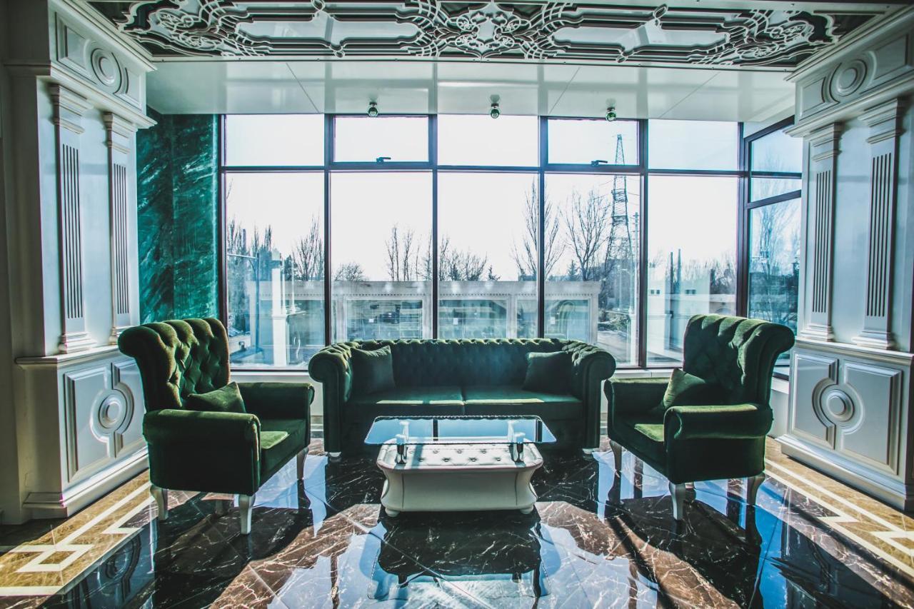 Emerald Hotel Baku Ngoại thất bức ảnh