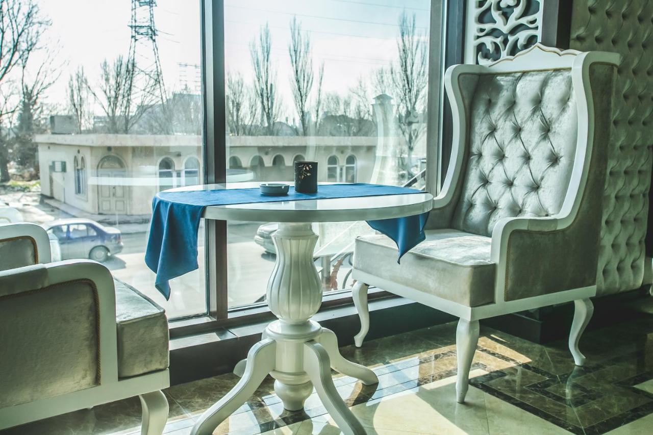 Emerald Hotel Baku Ngoại thất bức ảnh