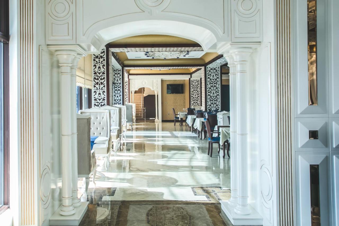 Emerald Hotel Baku Ngoại thất bức ảnh