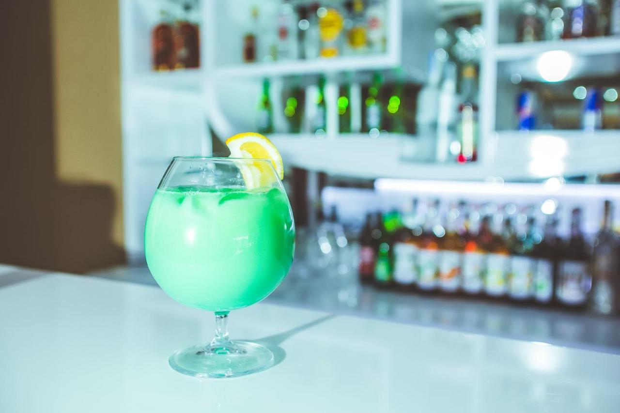 Emerald Hotel Baku Ngoại thất bức ảnh