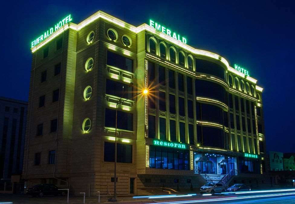 Emerald Hotel Baku Ngoại thất bức ảnh
